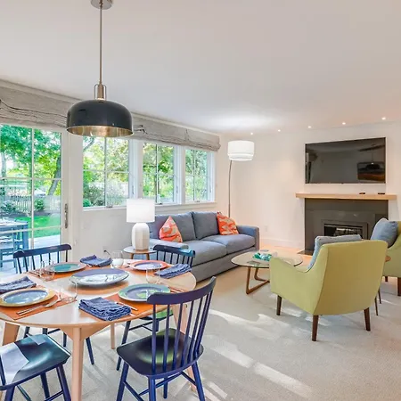 Upscale Southwest Harbor Retreat - Dog Friendly! Vila